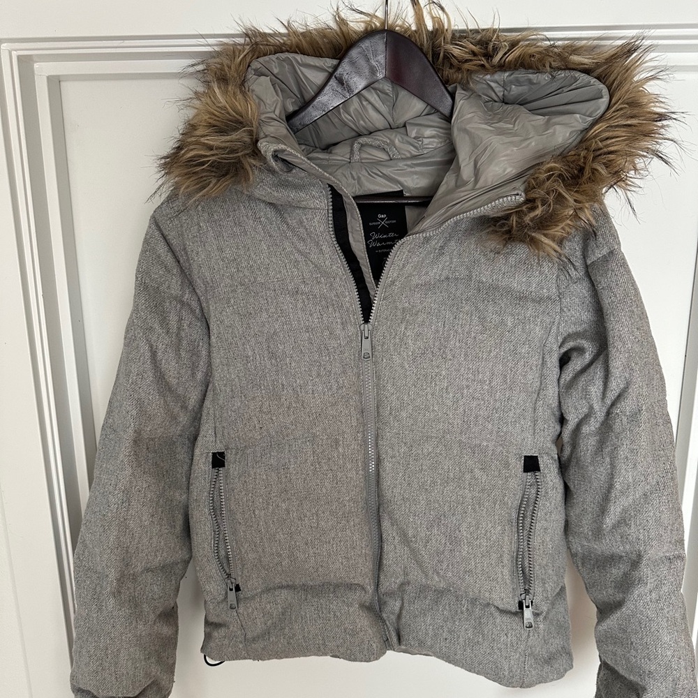 GAP Puffer with fur hood